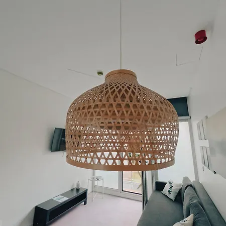 Socialodge - Piornais * فونشال